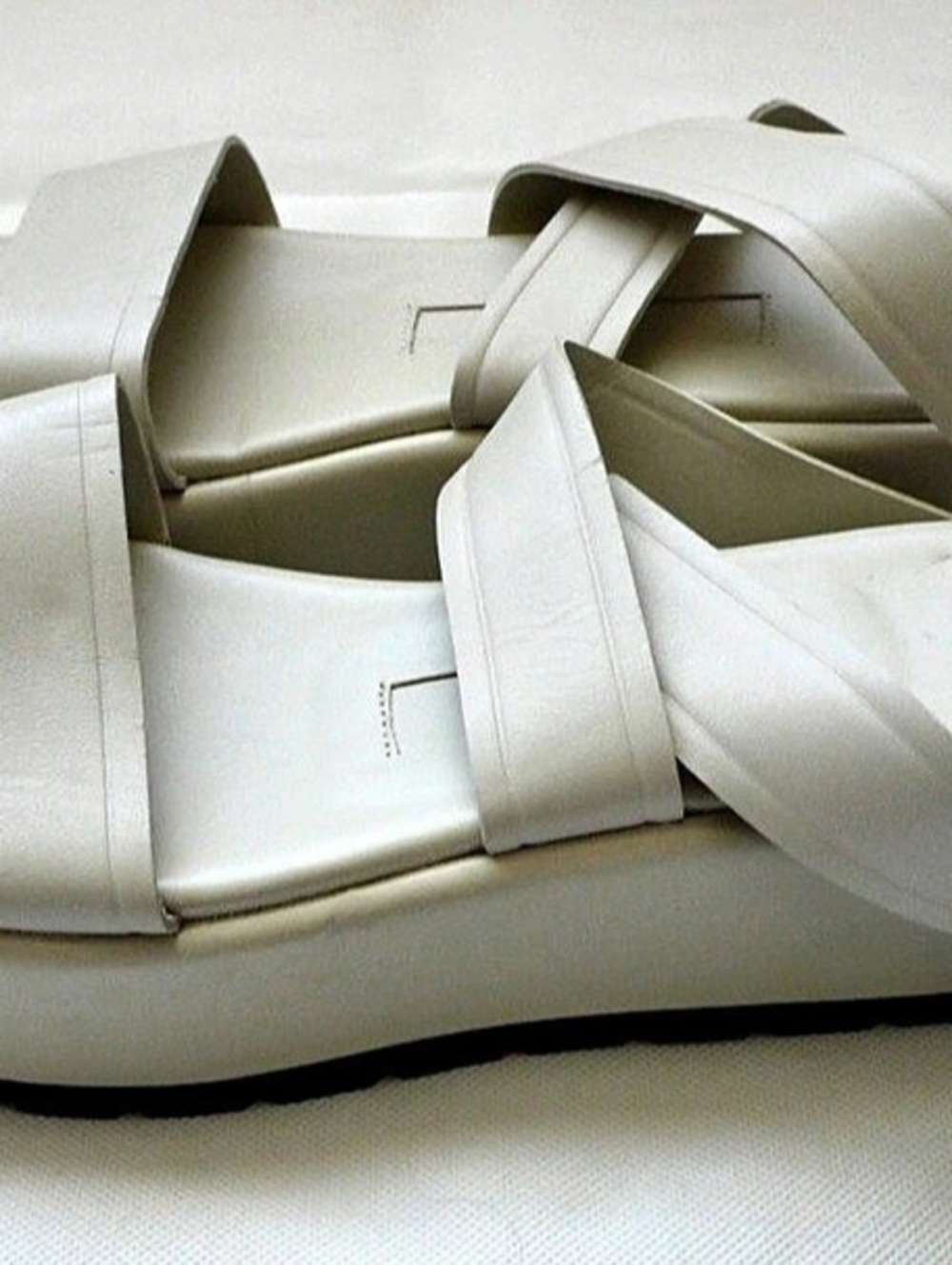 Zara White Platform Sandals EUC